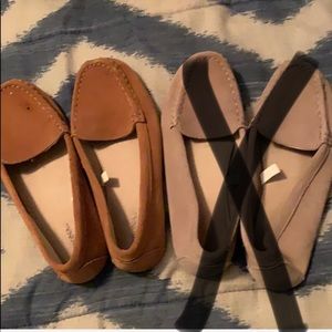 1 pair size 6w ladies suede like loafers
